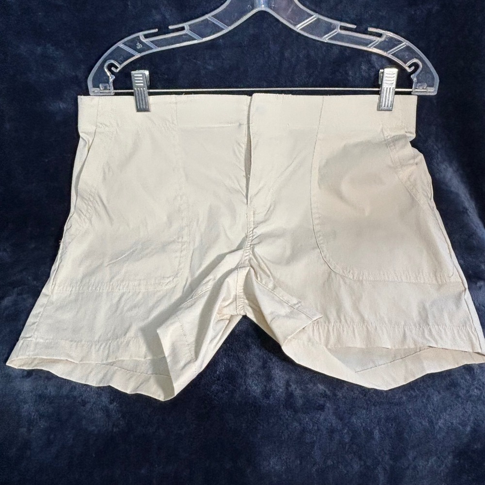 Eddie Bauer Womens 6 Beige Nylon‎ Spandex Hiking Outdoor Adventure Shorts